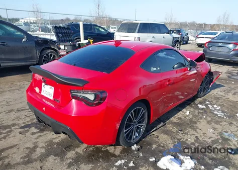 2015 Scion Fr-S z USA, uszkodzony, nr VIN JF1ZNAA13F8708507